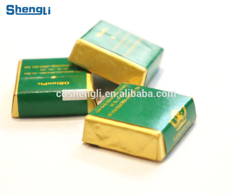 Macchina per imballaggio e avvolgimento a piega multifunzione per cibo / caramelle / barrette di cioccolato