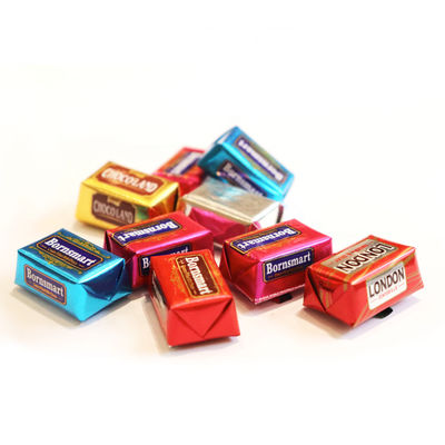 Macchina di confezionamento automatico di barrette di cioccolato con automazione completa e tecnologia avanzata