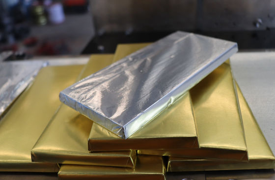 Saldatura a caldo Macchina semiautomatica orizzontale di confezionamento di barrette di cioccolato
